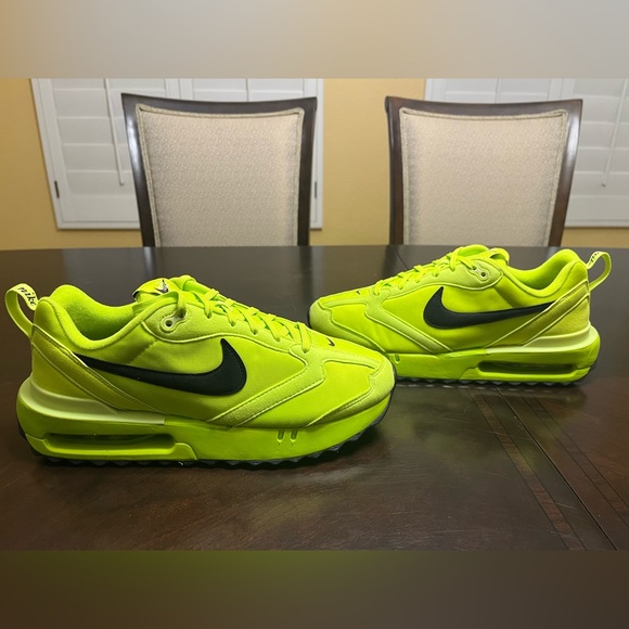 New Nike Air Max Dawn Volt Black Sneaker Shoes - Picture 10 of 13